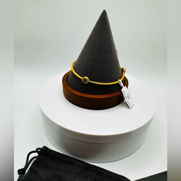 NWT Authentic Minimalist Luxury Julie Vos Pave' Obsidian Black Medium Bangle - Picture 17 of 17